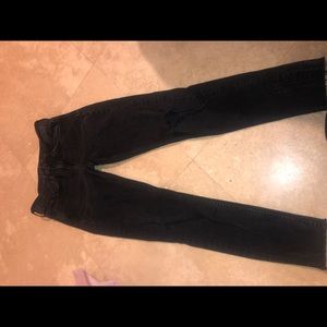 Super cute low waisted jeans